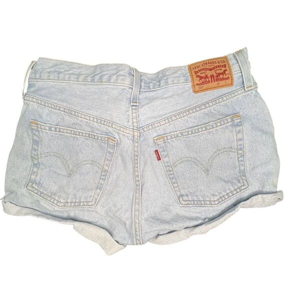 Levi’s Light Wash 501 High Rise Denim Cut Off Shorts - Picture 5 of 7